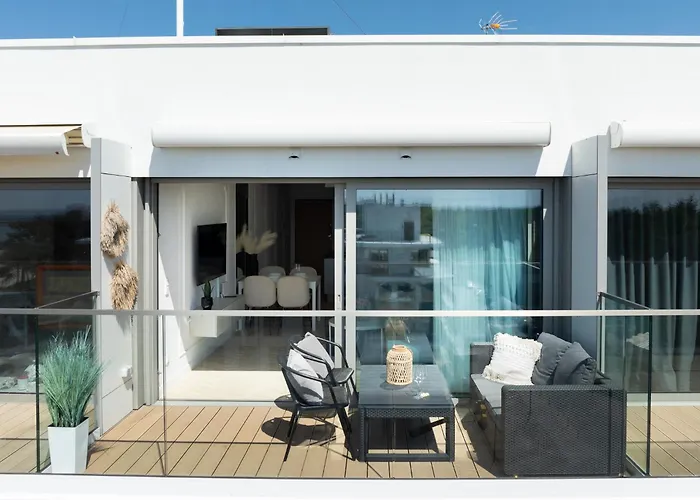 Solaris Sea View